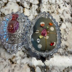 Custom made pincushion-new handmade